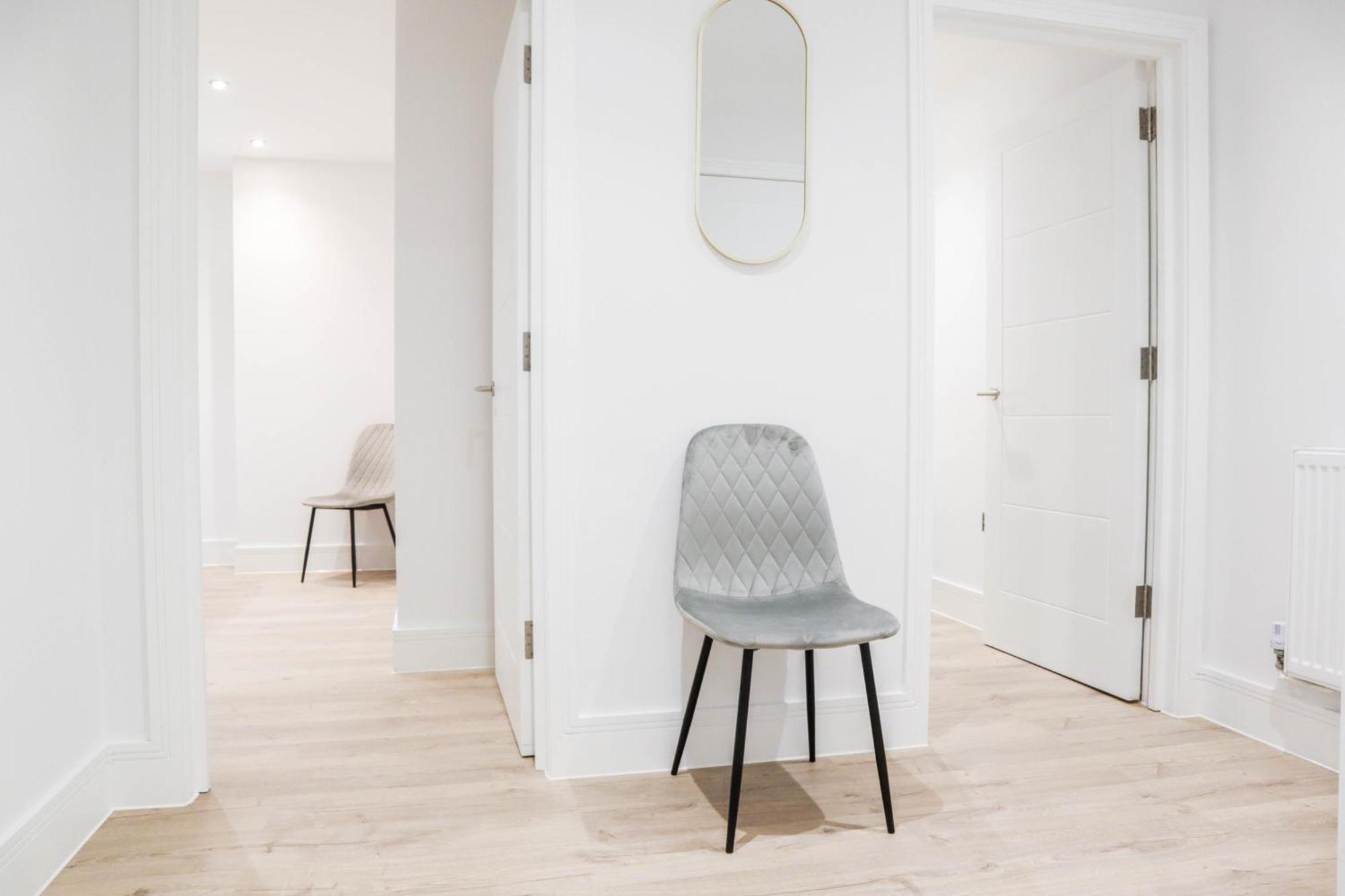 Modern 1-Bed Apartment In Buckinghamshire With Free Wifi, Parking & Garden High Wycombe Extérieur photo