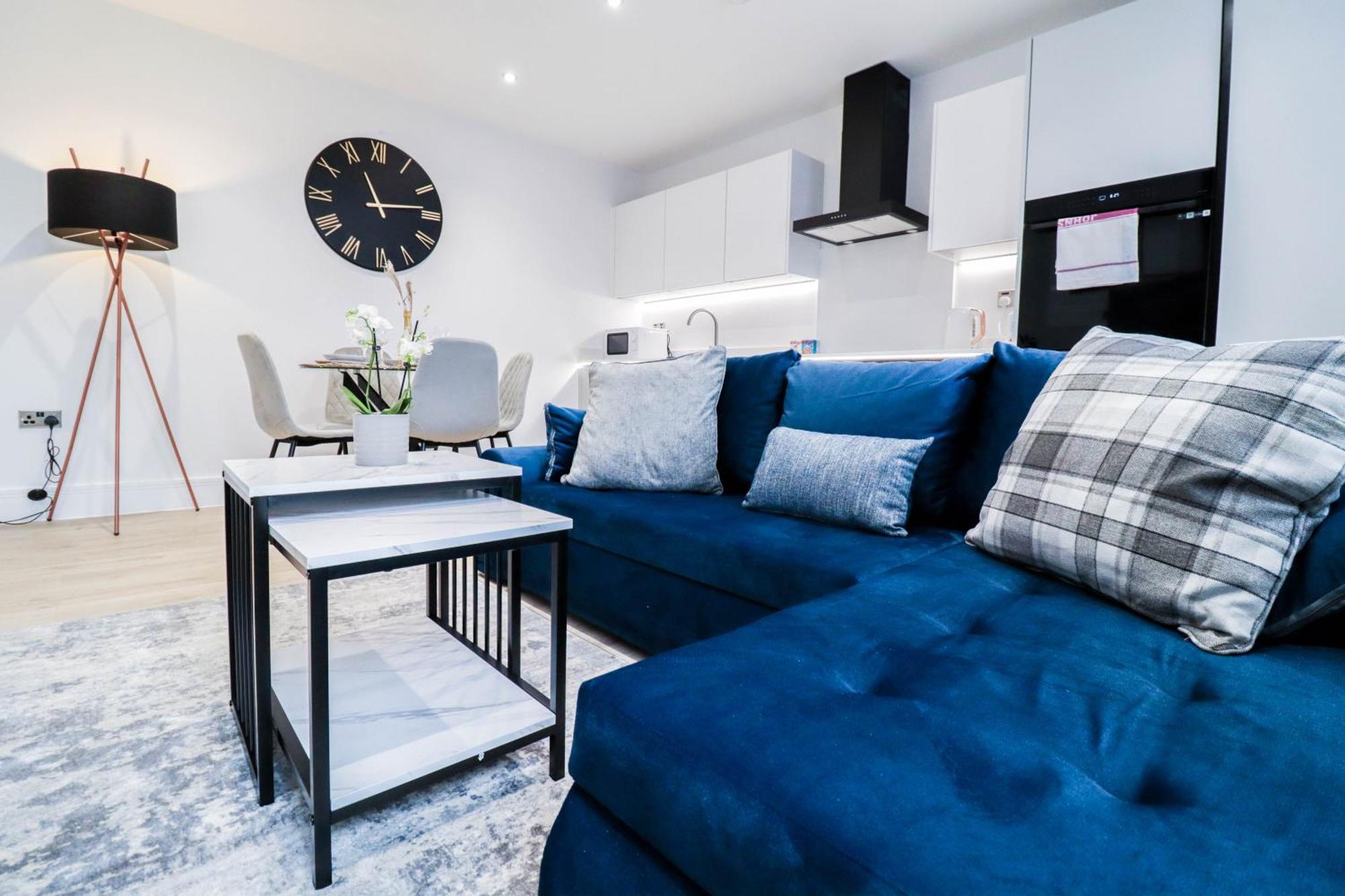 Modern 1-Bed Apartment In Buckinghamshire With Free Wifi, Parking & Garden High Wycombe Extérieur photo