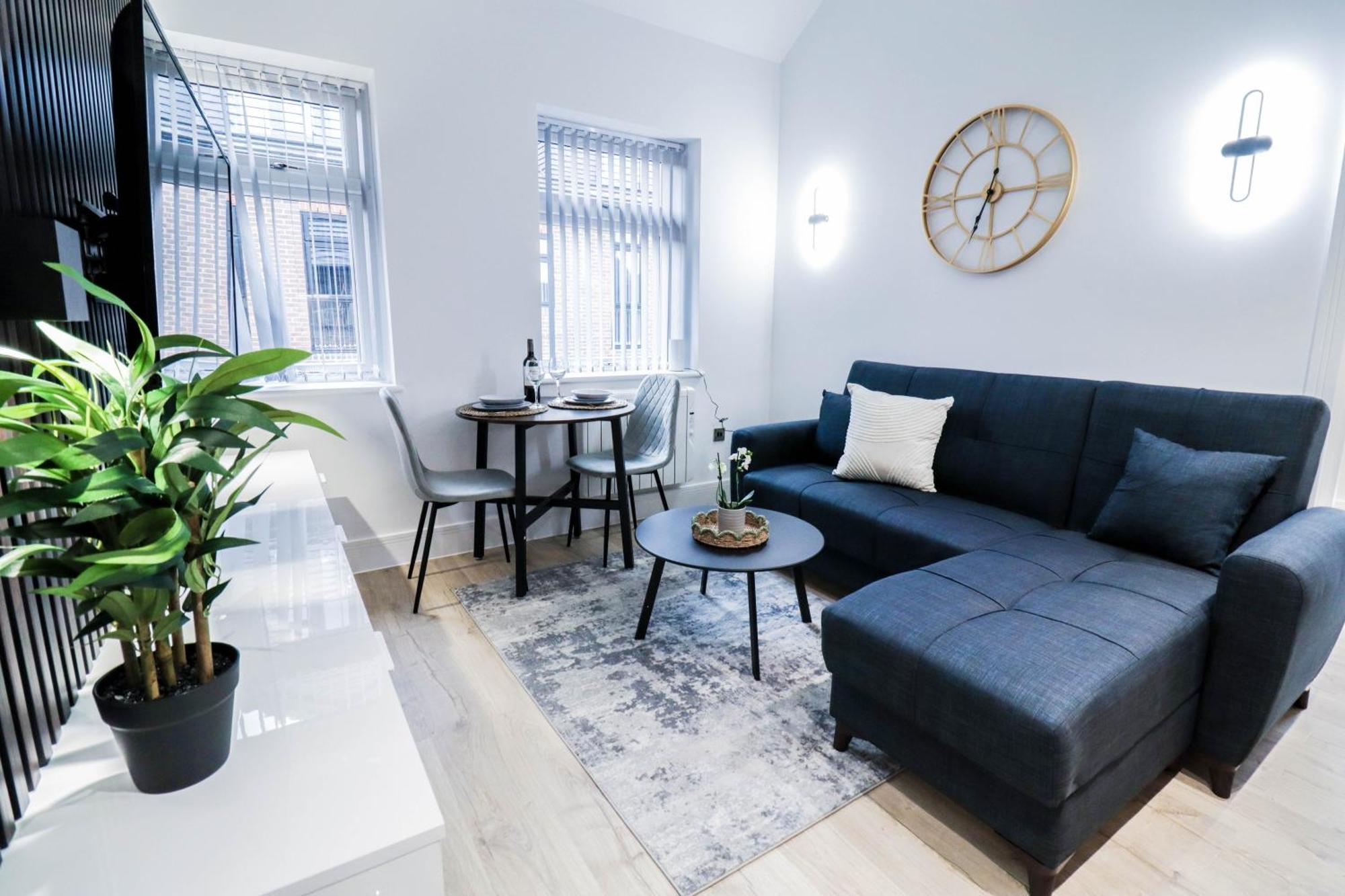 Modern 1-Bed Apartment In Buckinghamshire With Free Wifi, Parking & Garden High Wycombe Extérieur photo
