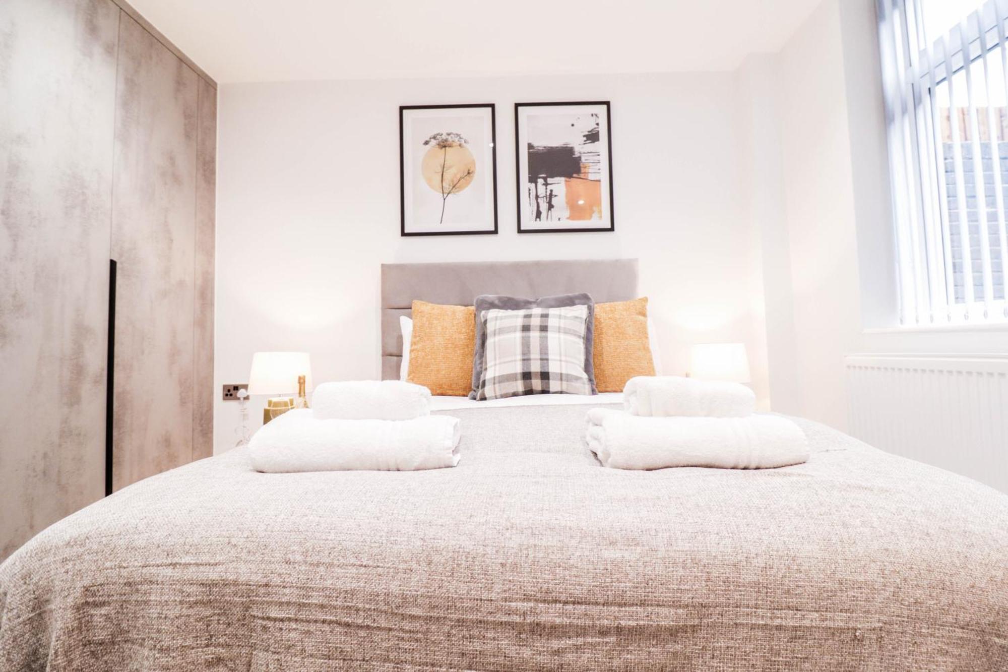 Modern 1-Bed Apartment In Buckinghamshire With Free Wifi, Parking & Garden High Wycombe Extérieur photo