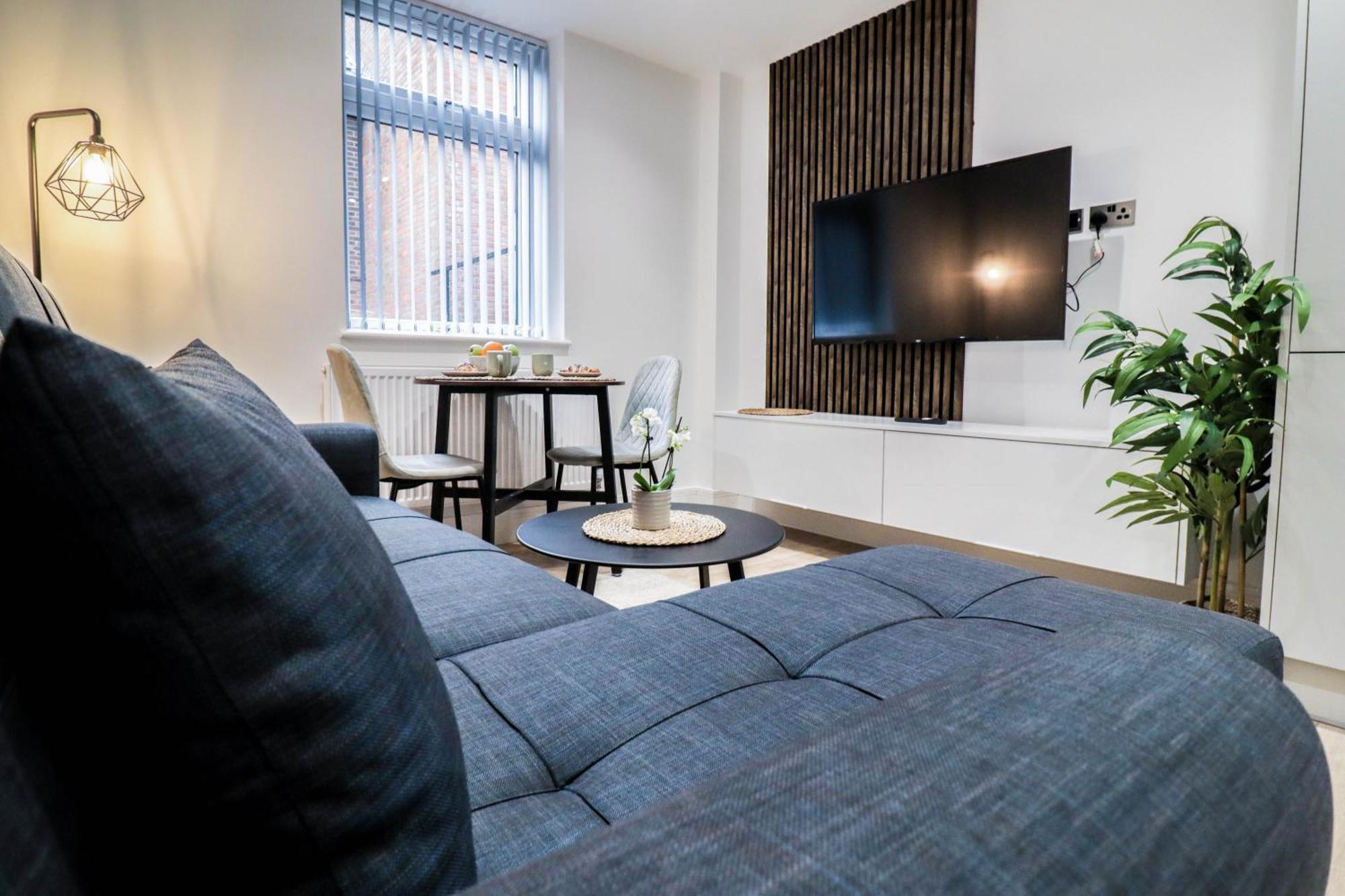 Modern 1-Bed Apartment In Buckinghamshire With Free Wifi, Parking & Garden High Wycombe Extérieur photo