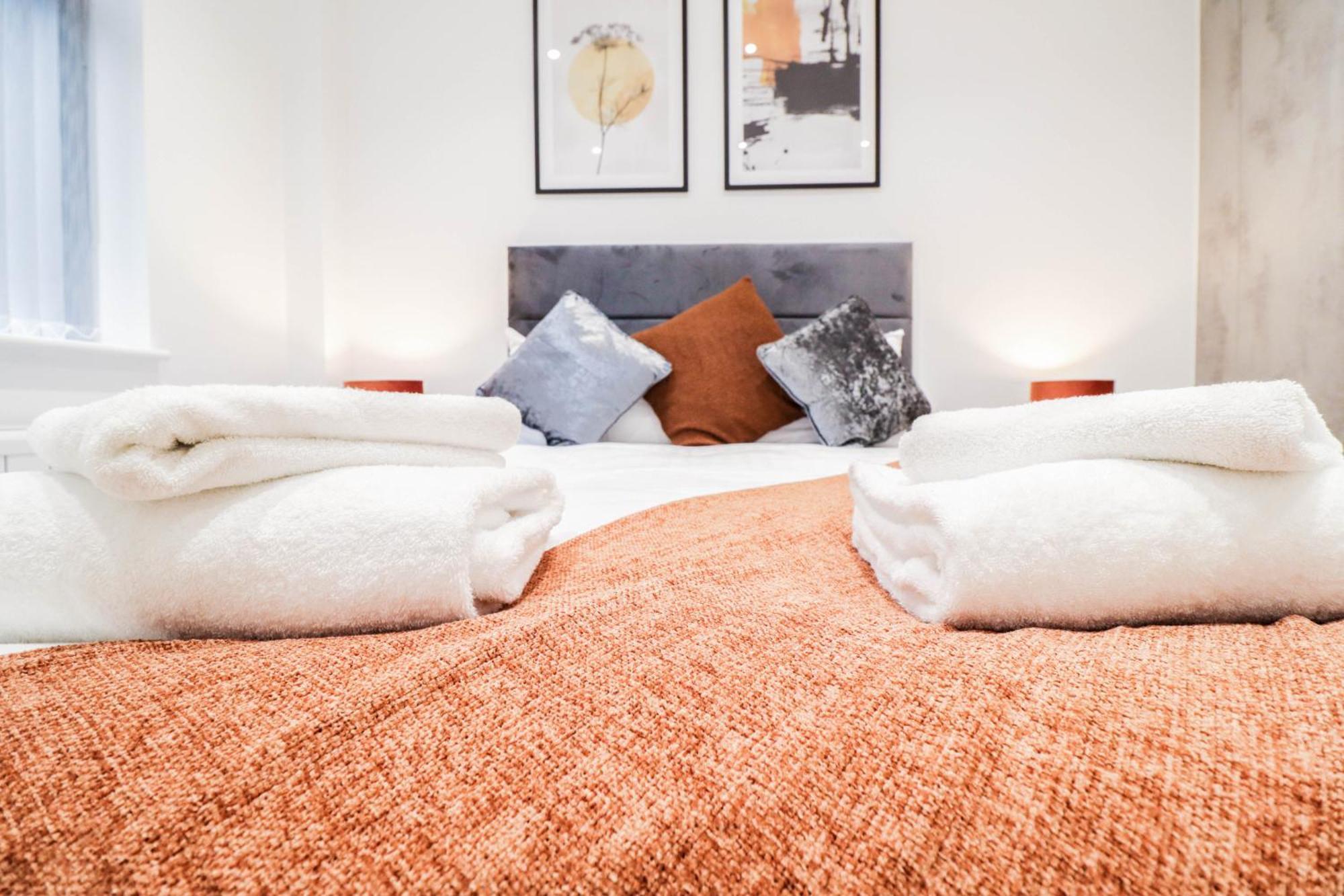 Modern 1-Bed Apartment In Buckinghamshire With Free Wifi, Parking & Garden High Wycombe Extérieur photo