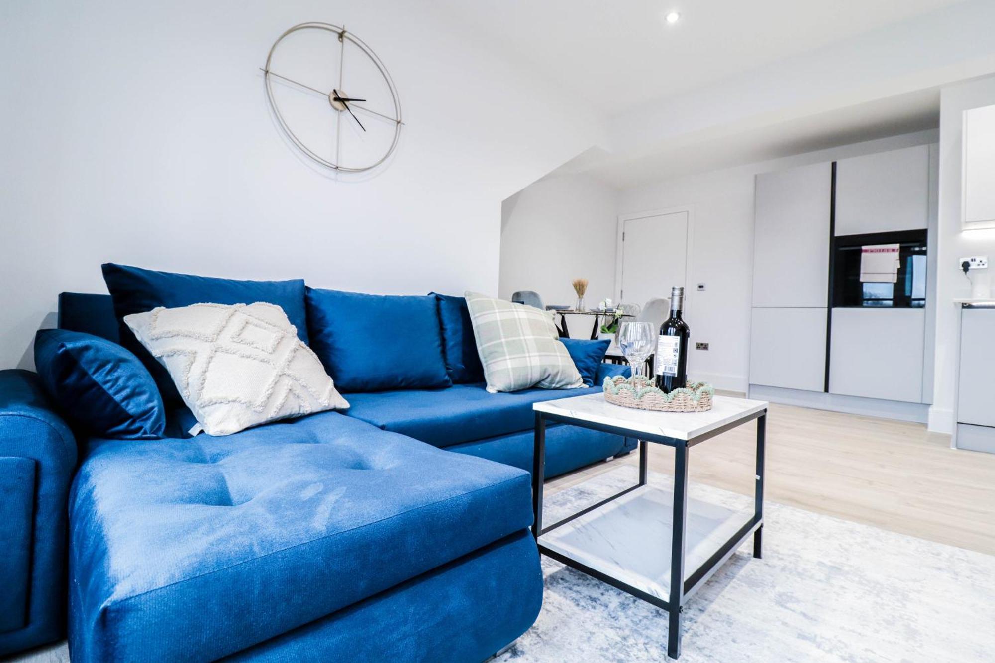 Modern 1-Bed Apartment In Buckinghamshire With Free Wifi, Parking & Garden High Wycombe Extérieur photo